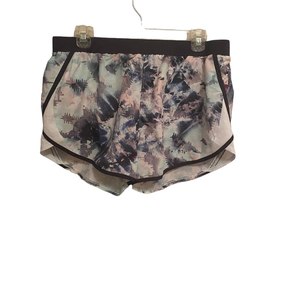 WOMENS UNDER ARMOUR RUNNING SHORTS